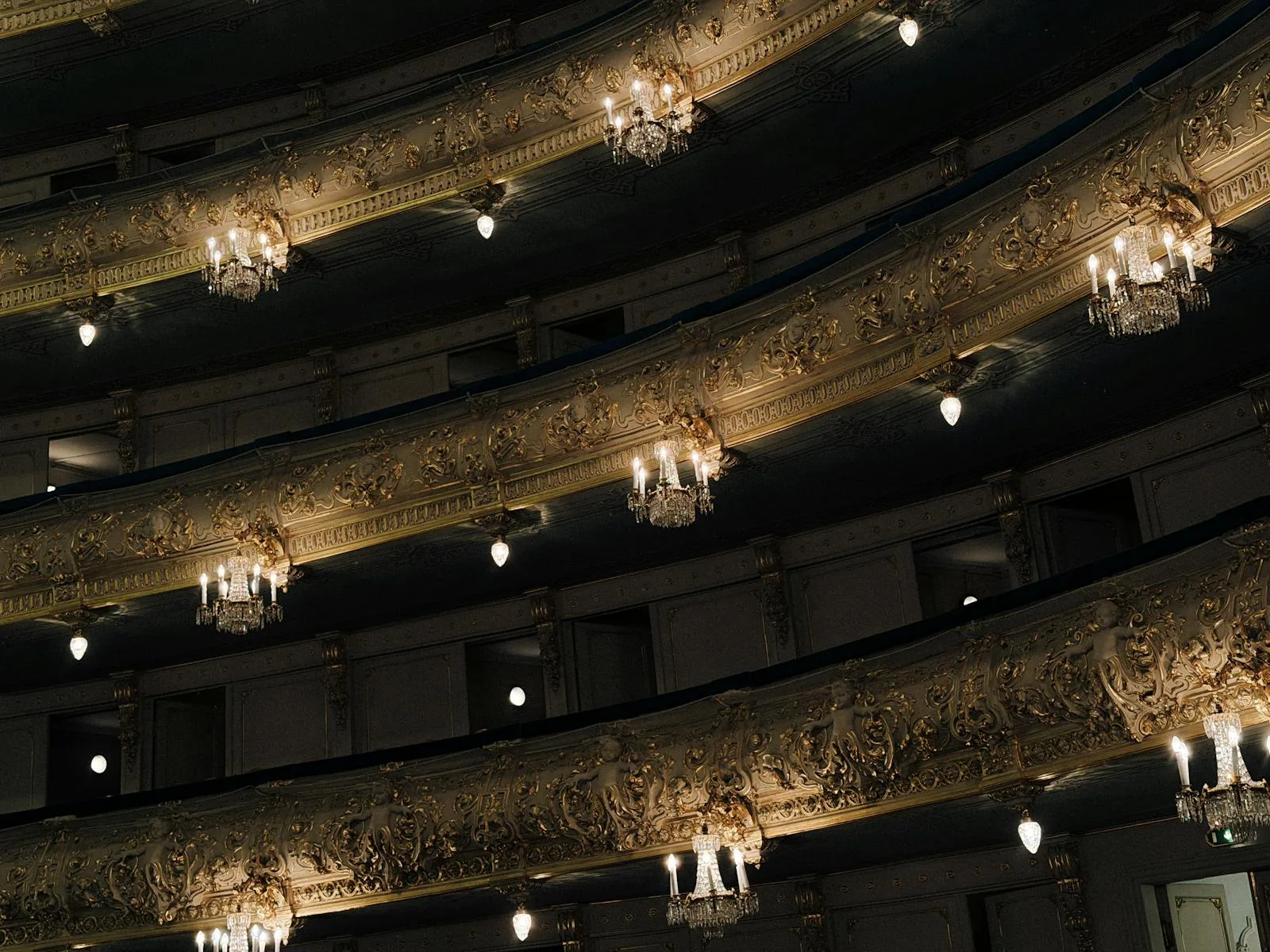 Theater & Musik